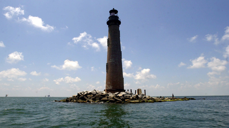 Illustration for article titled 23 Lighthouses That Span a Millennium of Sea Travel